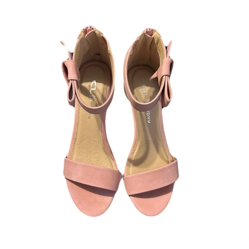 CL by Laundry Pink Wedge Sandals With Pretty Bow Detail 6.5